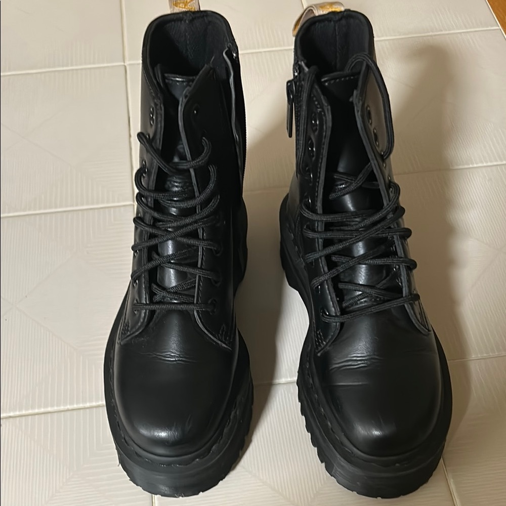 Dr Martens Women's Black Hi Combat Boots Size 5